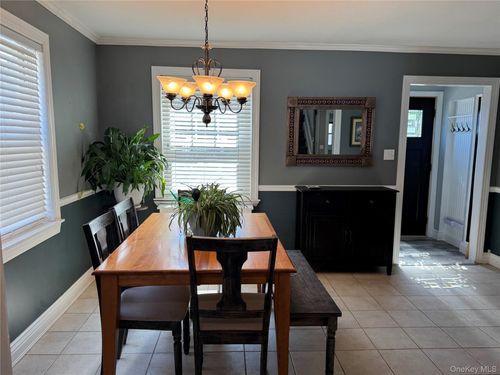 720 Washington St, Franklin Square, NY, 11010-4434 | Card Image