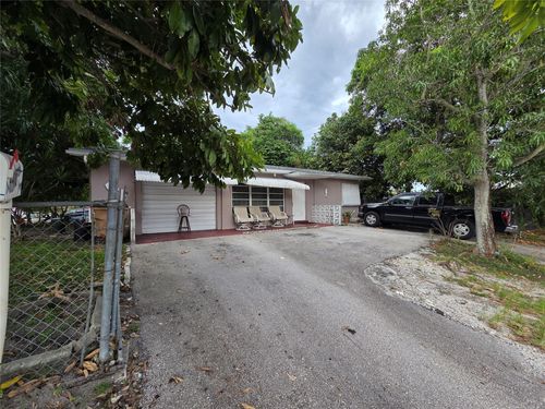 4410 Ne 3rd Ave, Deerfield Beach, FL, 33064-3401 | Card Image