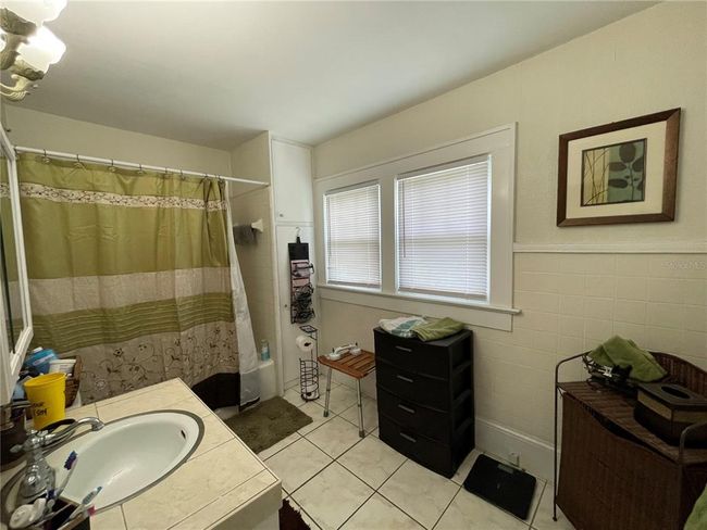 Bathroom 2nd level | Image 18