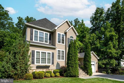 2862 Rosemary Ln, FALLS CHURCH, VA, 22042-1812 | Card Image
