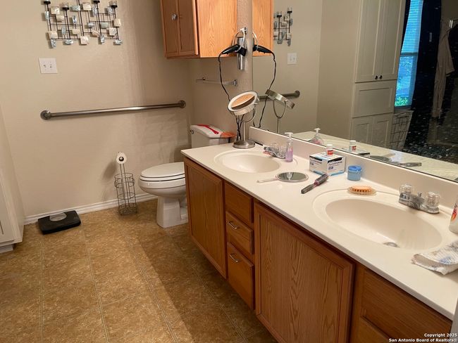 153 Springtree Pkwy, House other with 3 bedrooms, 2 bathrooms and null parking in Cibolo TX | Image 17