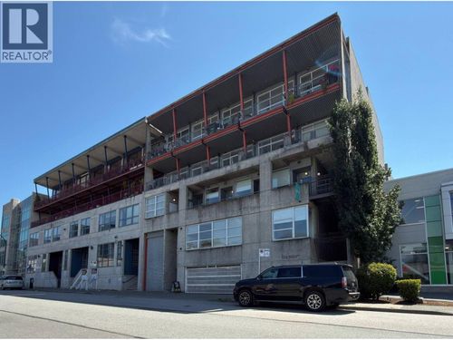 208-128 W 6th Ave, Vancouver, BC, V5Y1K6 | Card Image
