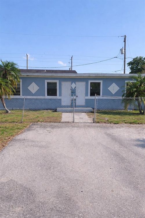 908 Sw Avenue D, Belle Glade, FL, 33430-3258 | Card Image