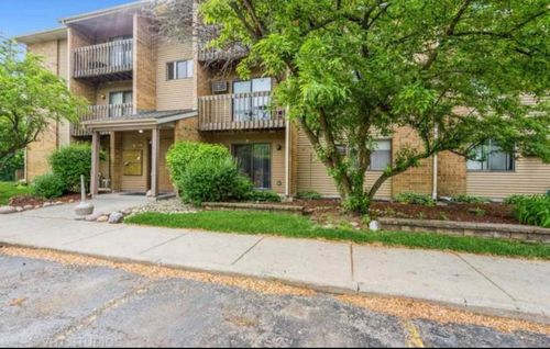apt-214-633 Virginia Rd, Crystal Lake, IL, 60014-7987 | Card Image