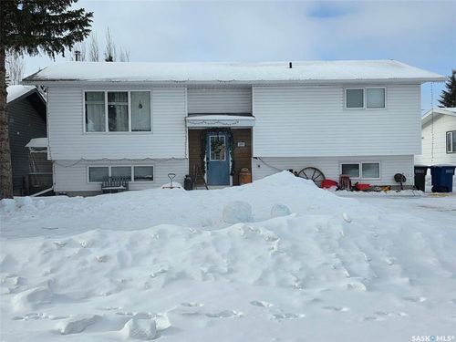 109 5th St, Humboldt, SK, S0K2A0 | Card Image