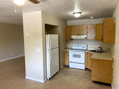 apt-e-529 14th St, West Palm Beach, FL, 33401-2629 | Card Image