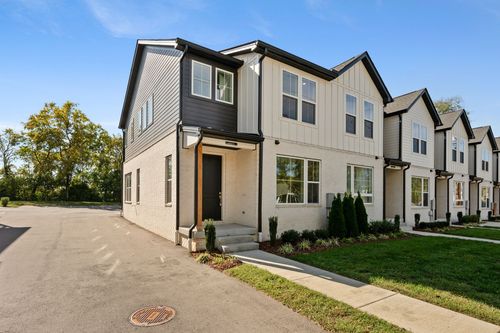 a-427 Veritas St, Nashville, TN, 37211-2833 | Card Image