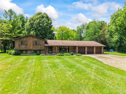 4926 Phillipsburg Union Road, Clayton, OH, 45322 | Card Image