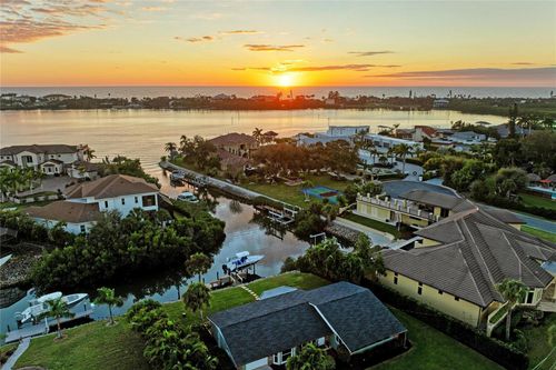 365 S Shore Dr, OSPREY, FL, 34229-9613 | Card Image