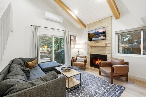 p8-2025 Canyons Resort Dr, Park City, UT, 84098-6802 | Card Image