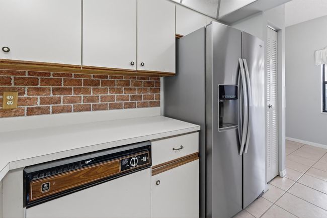 APT-1125 - 7903 Willow Spring Dr, Condo with 2 bedrooms, 2 bathrooms and null parking in Lake Worth FL | Image 9