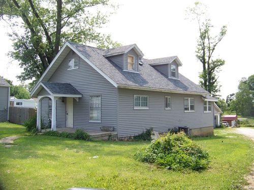 619 N Gospel St, Paoli, IN, 47454-1481 | Card Image