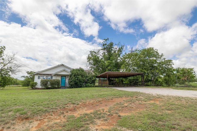 1101 W Hall St, House other with 3 bedrooms, 2 bathrooms and null parking in Bangs TX | Image 26