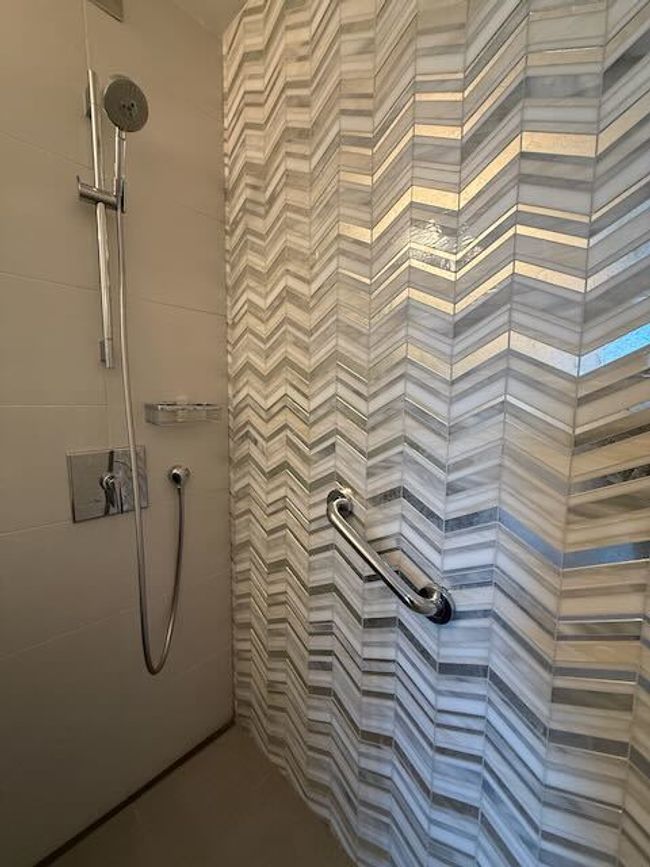 APT-1819 - 910 N Lake Shore Dr, Condo with 3 bedrooms, 2 bathrooms and 1 parking in CHICAGO IL | Image 19