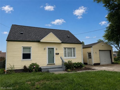 1106 Reed Ave, Akron, OH, 44306-3049 | Card Image