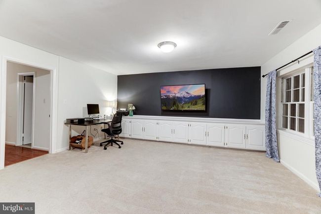 2150 Golf Course Dr, Townhouse with 3 bedrooms, 4 bathrooms and null parking in RESTON VA | Image 36