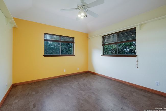 542 Silver Spgs, House other with 3 bedrooms, 3 bathrooms and null parking in Helotes TX | Image 8
