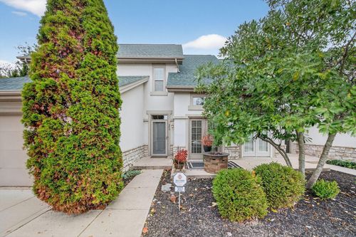 302 Zander Ln, Gahanna, OH, 43230-2693 | Card Image
