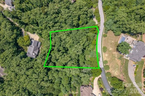 56-10 Fall Mountain Rd, Asheville, NC, 28803-9508 | Card Image