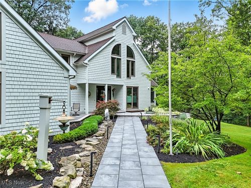 8700 Galloway Trail Trail, Novelty, OH, 44072 | Card Image
