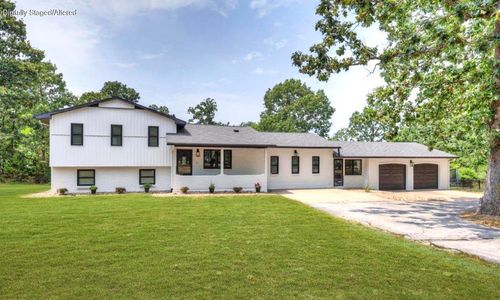 5378 Greenwich Ln, Joplin, MO, 64804-8250 | Card Image