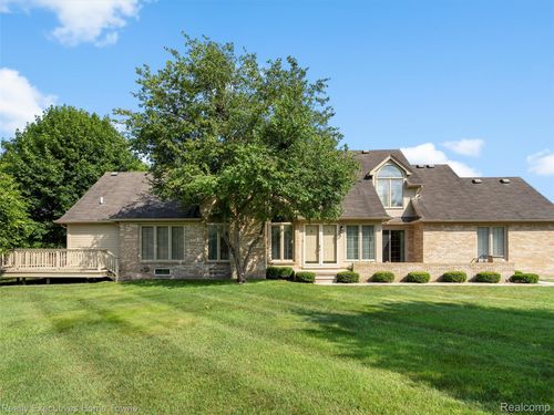 16865 Coral Ln, Macomb, MI, 48042-1118 | Card Image