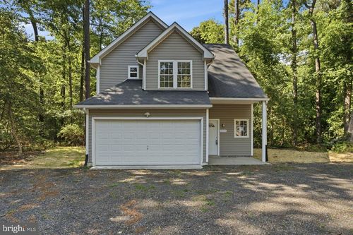 104 Hazel Dr, HAGUE, VA, 22469-3165 | Card Image