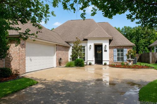 8135 Lavender Dr, Baton Rouge, LA, 70818-5337 | Card Image