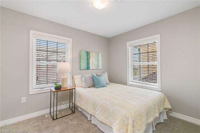 12 Oxfordshire Lane, Townhouse with 2 bedrooms, 4 bathrooms and 2 parking in Kitchener ON | Image 23