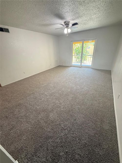 7667-7667 Abonado Rd, TAMPA, FL, 33615-2433 | Card Image