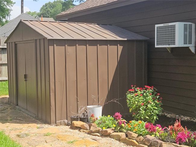 18327 Forest Elms Dr, House other with 4 bedrooms, 3 bathrooms and 2 parking in Spring TX | Image 6