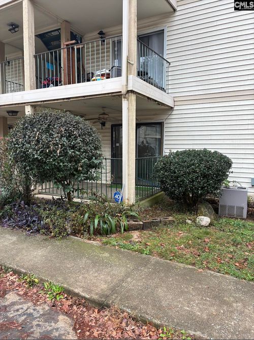 1208 Bush River Rd, Columbia, SC, 29210-7520 | Card Image