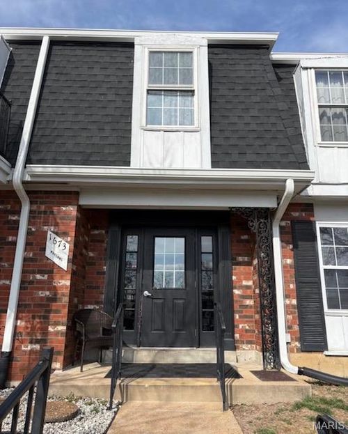 d-1673 Mayenne Ct, Saint Louis, MO, 63125-2646 | Card Image