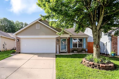 1013 Ebony Cir, Franklin, IN, 46131-5010 | Card Image