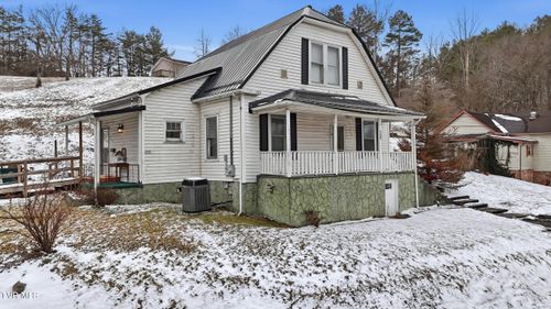 614 Jefferson St Se, Coeburn, VA, 24230-3118 | Card Image