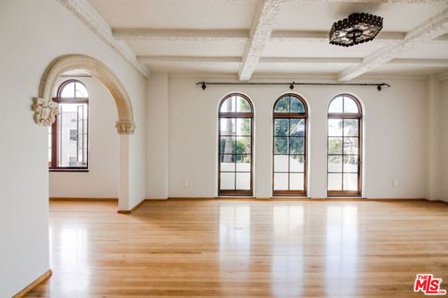 101-1302 Sweetzer Avenue, West Hollywood, CA, 90046 | Card Image