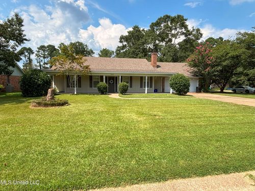 502 Urban Ln, Brookhaven, MS, 39601-2453 | Card Image