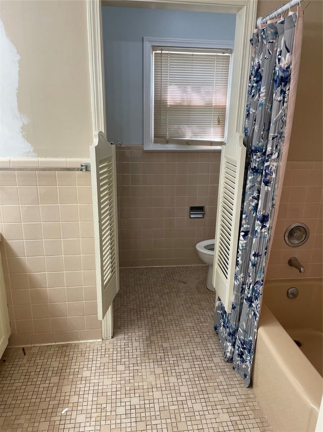 201 W Gilmer St, House other with 3 bedrooms, 3 bathrooms and null parking in Big Sandy TX | Image 20