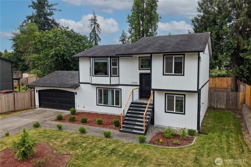 22202 129th St E, Bonney Lake, WA, 98391-7518 | Card Image