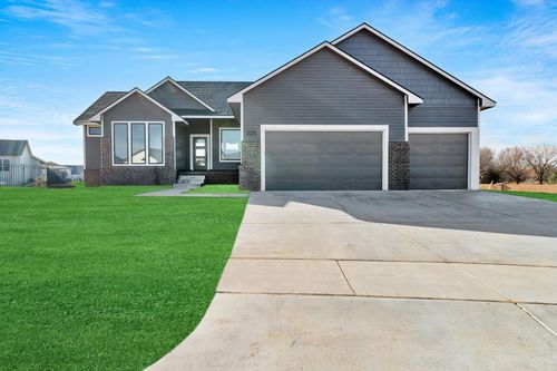 3125 N Pine Grove Cir, Wichita, KS, 67205-2066 | Card Image