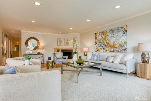 1-2323 Broderick St, San Francisco, CA, 94115-1004 | Card Image