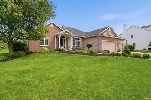 201 Creekside Ct E, Huntertown, IN, 46748-9249 | Card Image