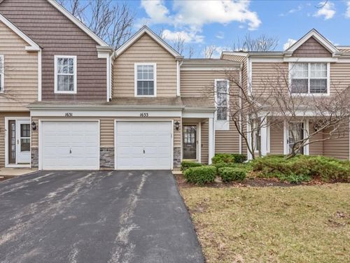 1633 Pebble Beach Cir, Elgin, IL, 60123-6870 | Card Image