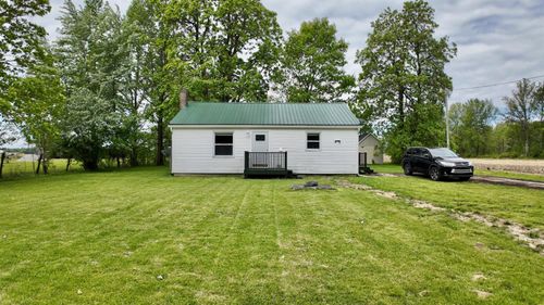 1633 N County Road 300 W, Holton, IN, 47023-8515 | Card Image