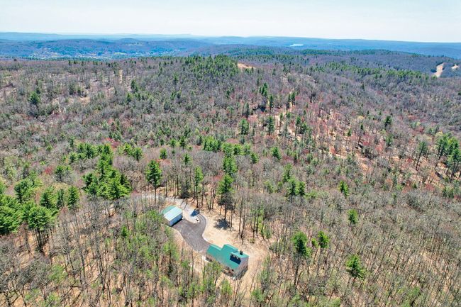254 Wright Rd, House other with 3 bedrooms, 2 bathrooms and 12 parking in Collinsville CT | Image 39