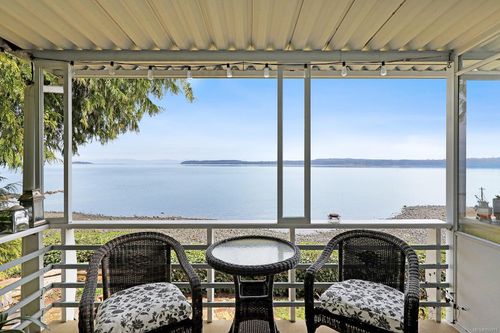 5614 Island Hwy S, Union Bay, BC, V0R3B0 | Card Image