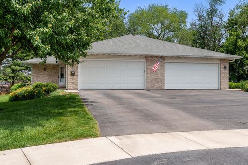96a-1140 Foxtail Ln, Rockford, IL, 61108-1554 | Card Image