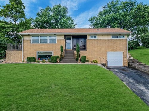 2012 Country Club Dr, Elizabeth Twp, PA, 15135-3002 | Card Image
