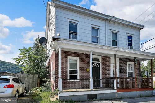 602 Railroad St, SCHUYLKILL HAVEN, PA, 17972-2115 | Card Image