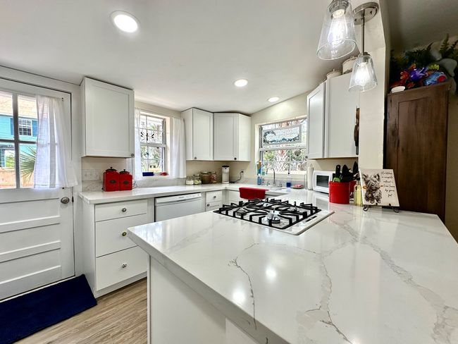 12409 Live Oak St, House other with 2 bedrooms, 1 bathrooms and 1 parking in CEDAR KEY FL | Image 31
